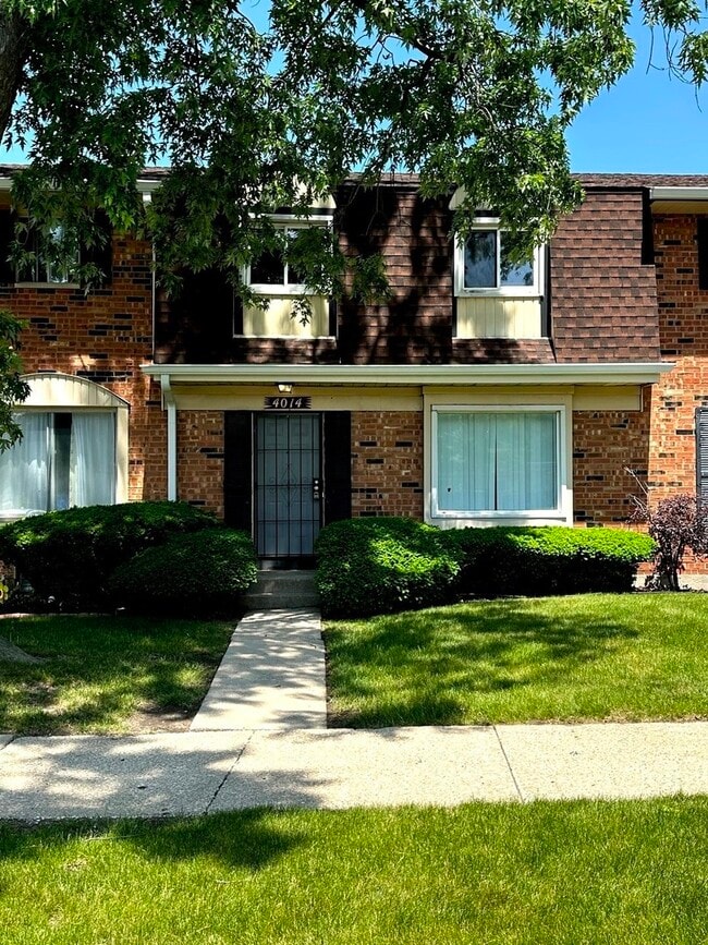 Building Photo - 4014 Euclid Ln