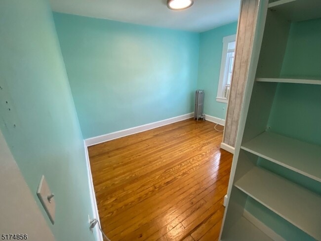 Foto del edificio - 313 Hoover Ave