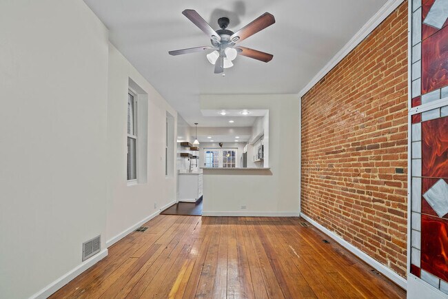 Building Photo - 219 S Chester St