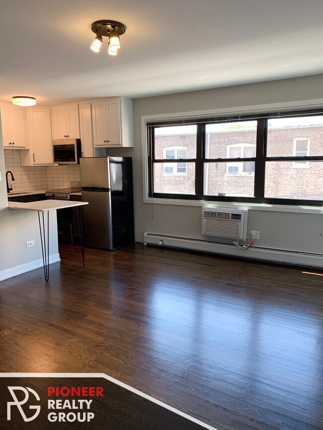 Foto del edificio - 5557 N Sheridan Rd