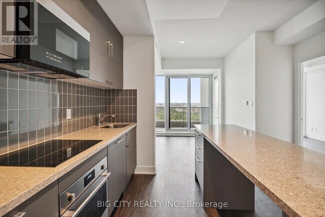 Building Photo - 56-2456 Andre de Grasse St