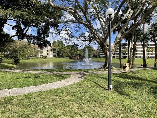 Building Photo - 1865 Palm Cove Blvd