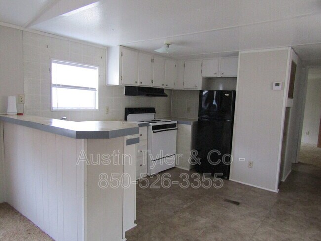 Building Photo - 5154 Hudson Dr