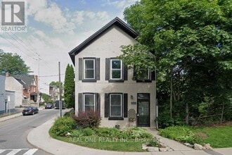 Building Photo - 118 Queen St S