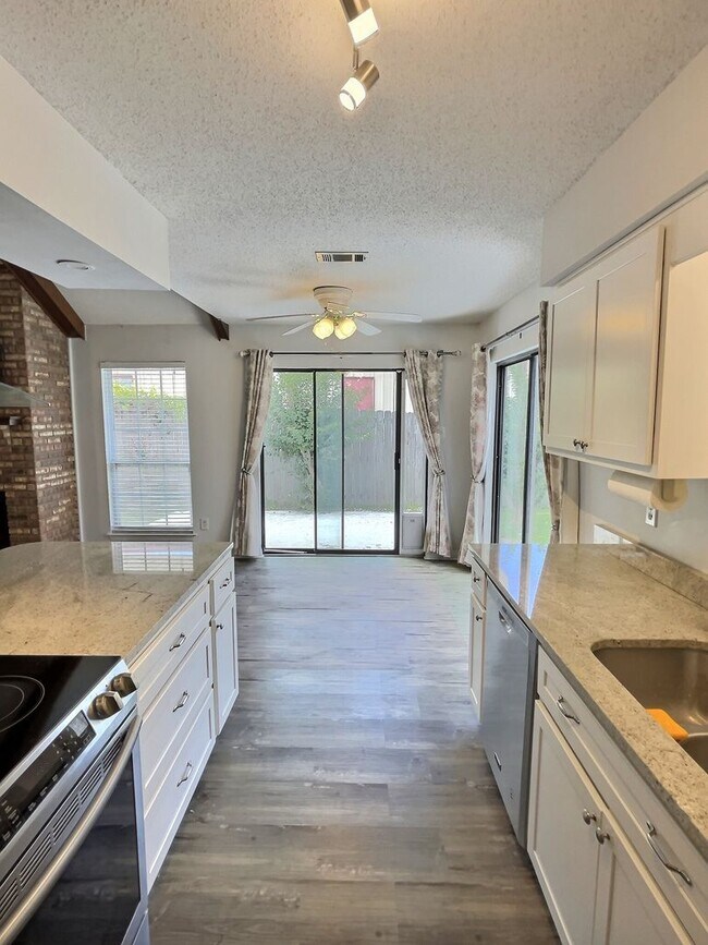 Foto del edificio - 2 Bedroom 2 Bathroom home in Biloxi, MS!