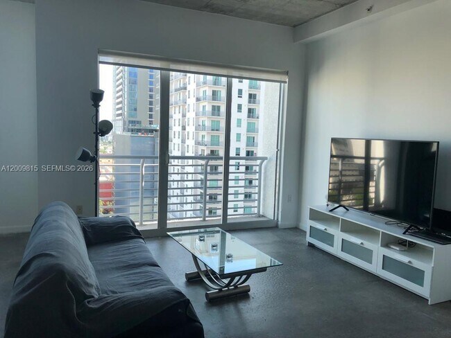Foto del edificio - 133 NE 2nd Ave