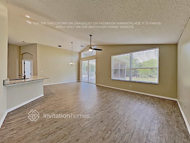 Building Photo - 1060 Rock Springs Dr