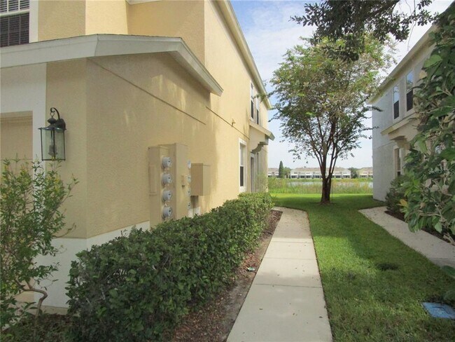 Foto del edificio - 4967 Pond Ridge Dr