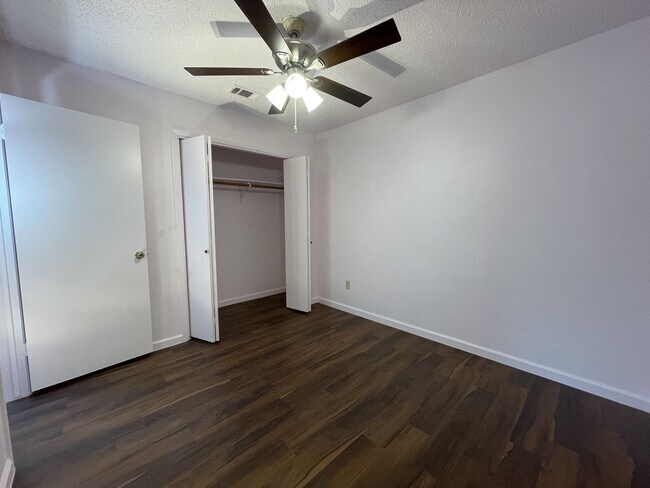 Building Photo - 12900 Hymeadow Dr #A, Austin, Texas 78729