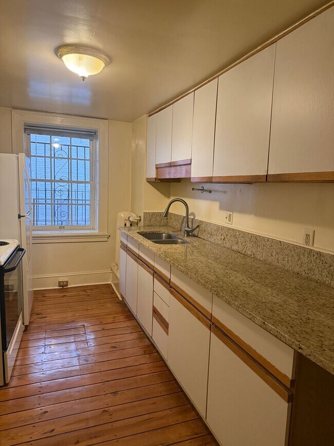 Foto del edificio - Charming apartment on Church St!