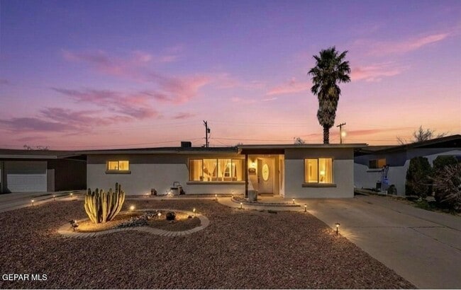 Building Photo - 7107 Parkland Dr