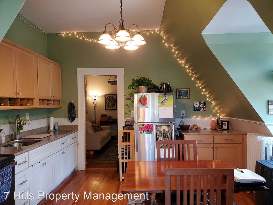 Primary Photo - 1 br, 1 bath House - 8 Claremont Street, #3A