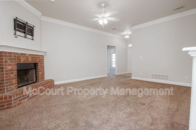 Building Photo - 805 Candlestick Dr