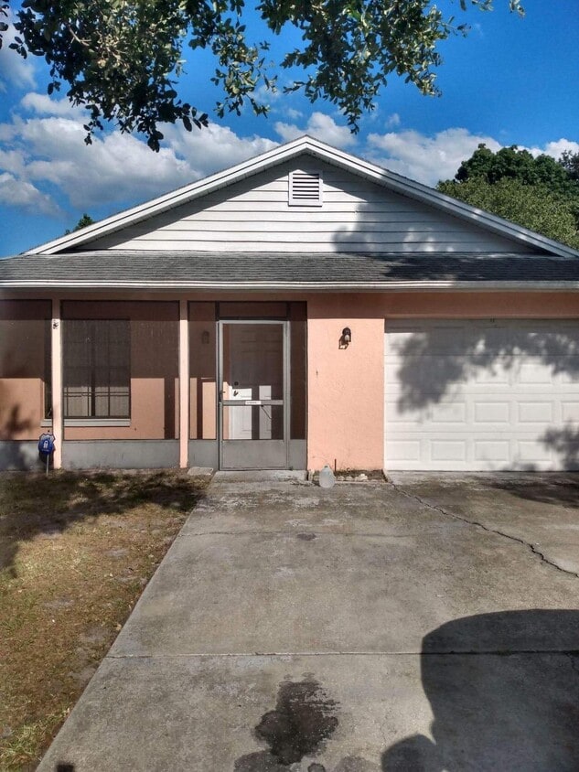 3771 Lake Shore Dr, Palm Harbor, FL 34684 House Rental in Palm Harbor