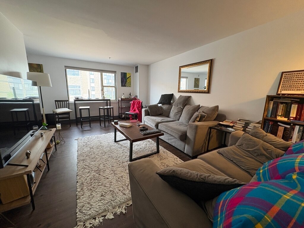 Foto principal - 888 Washington St