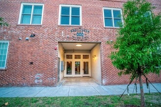 Building Photo - 3108 N Jefferson St