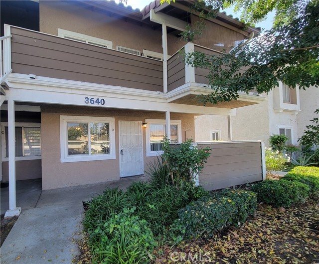 Building Photo - 3640 Oak Creek Dr