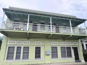 Building Photo - 1153 Walnut St