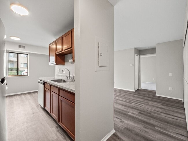 Interior Photo - Glenwood Apartments