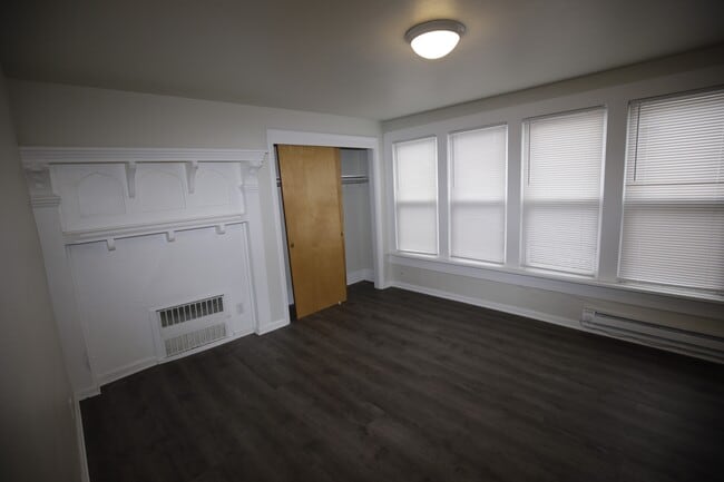 Building Photo - 108 N Cleveland Ave