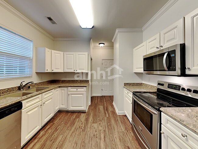 Building Photo - 4023 Cameron Creek Drive
