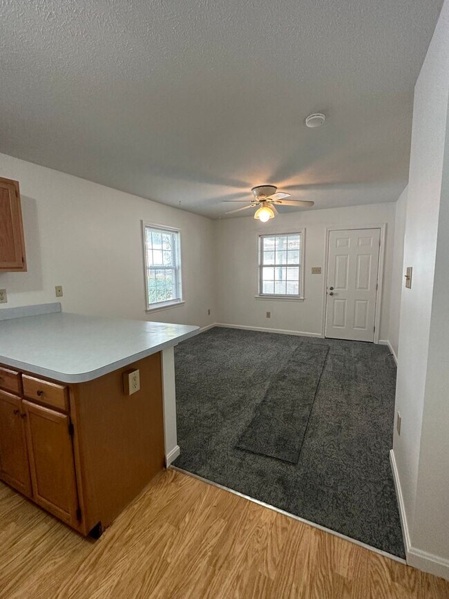 Foto del edificio - 109 E Pall Mall St