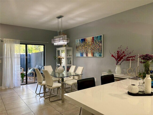 Foto del edificio - 10233 NW 89th Terrace