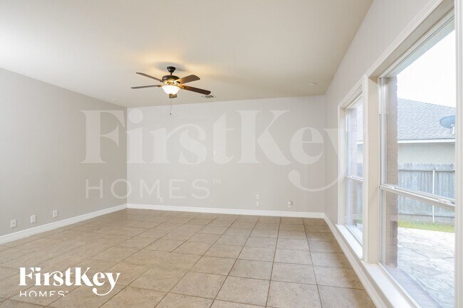 Foto del edificio - 24443 Flint Creek