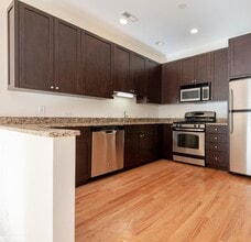 Building Photo - 2510 N Willetts Ct