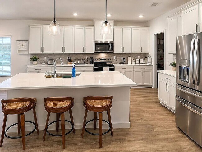 Foto del edificio - 2352 Woodmeadow Dr