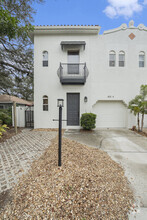 Building Photo - 403 S Fremont Ave