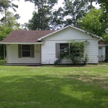 Building Photo - 2475 Hybrook Ln