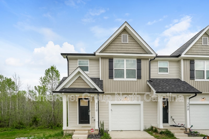 Primary Photo - 210 Beaumont Cir