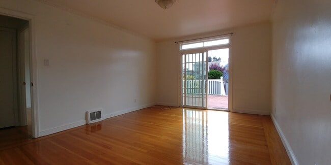 Master Bedroom - 1239 24th Ave