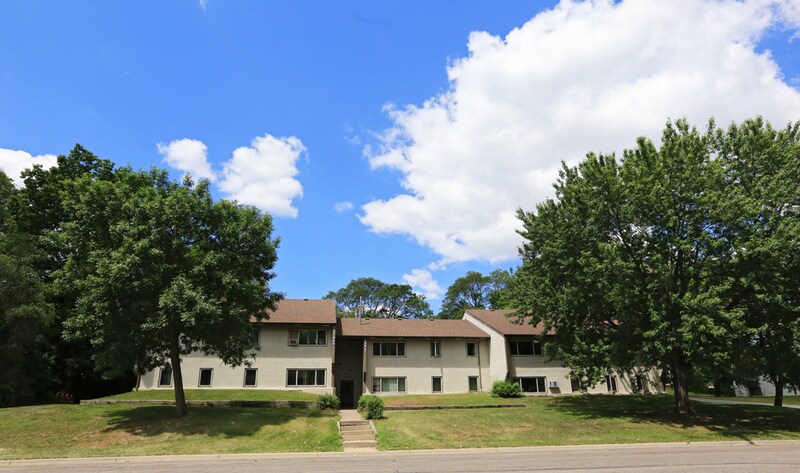 Building Photo - 1415 5th Ave S