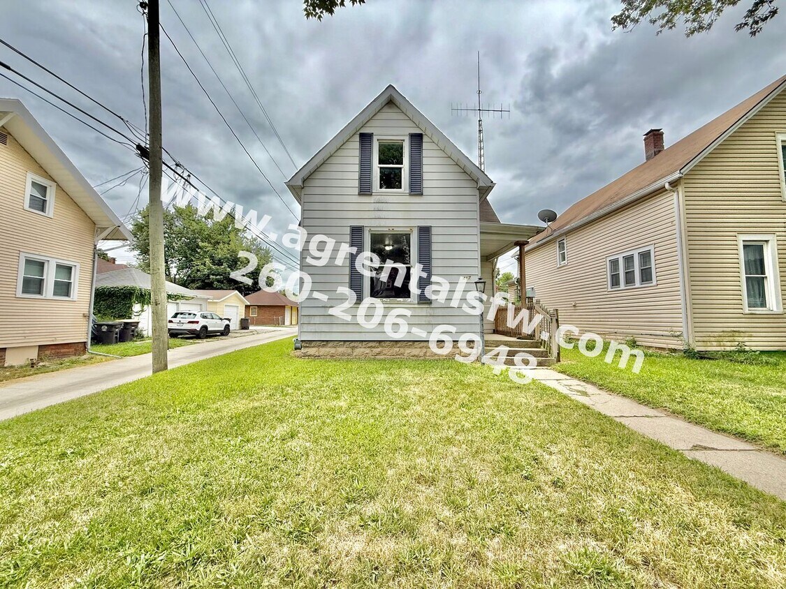 Foto principal - 4 Bedroom House- (Section 8 OK!)