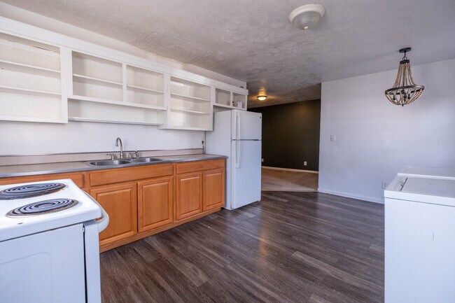 Foto del edificio - 175 Gillette Ave