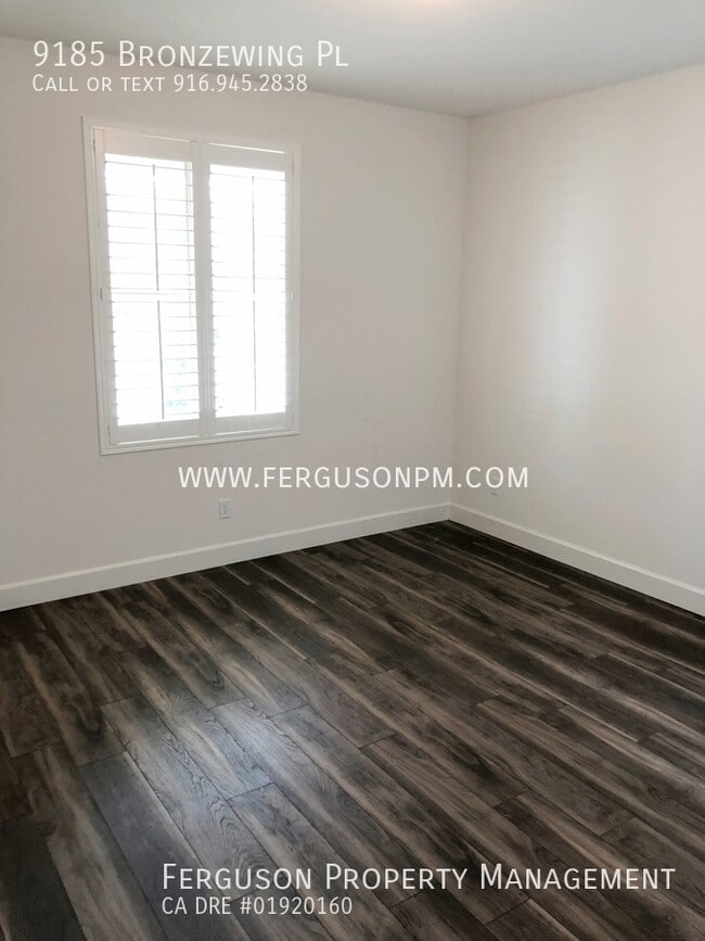 Building Photo - Super Clean Four Bedroom Solar Home in El ...