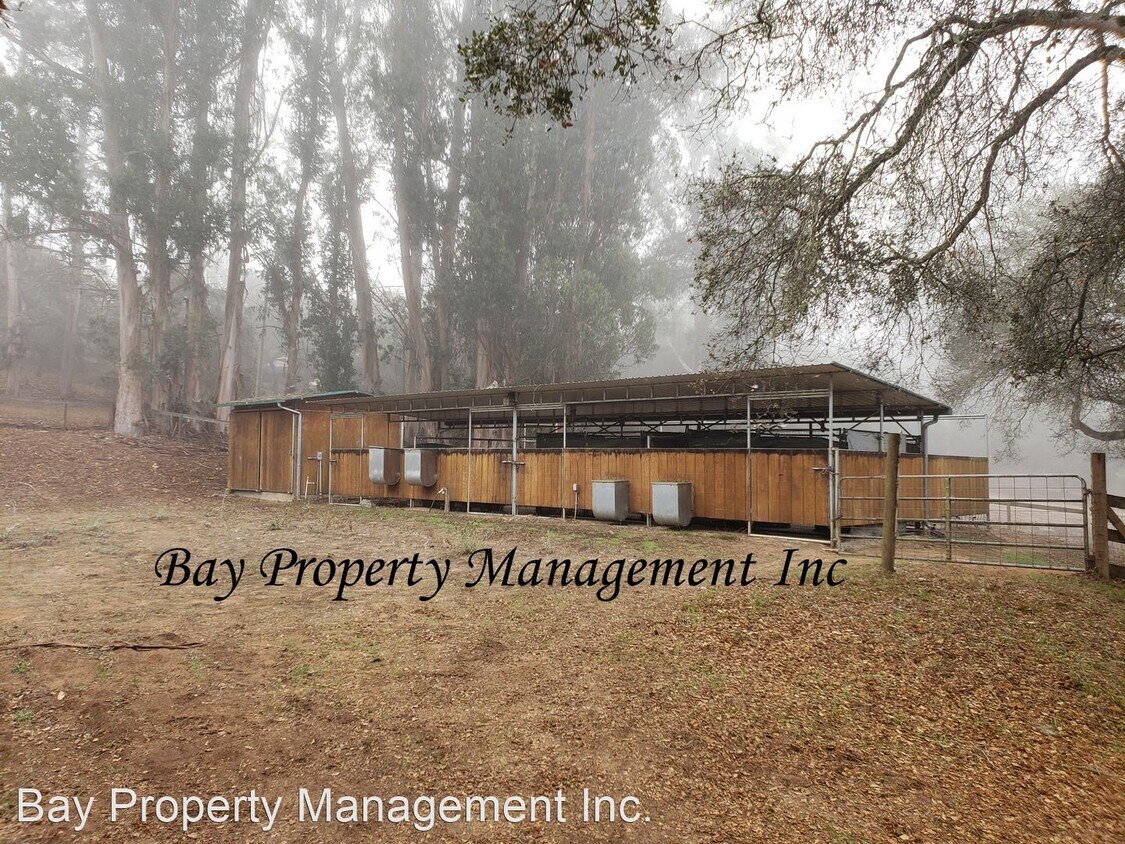 Building Photo - 3 br, 2.5 bath House - 6029 Trigo Ln