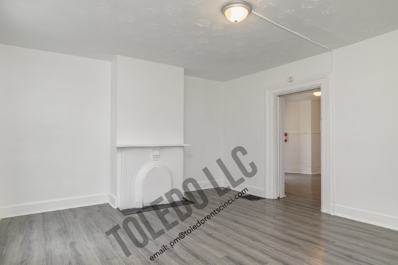 Photo - 500 W Wyoming Ave