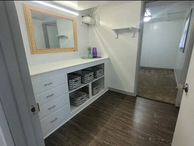 Foto del edificio - 5218 W Bel Air St