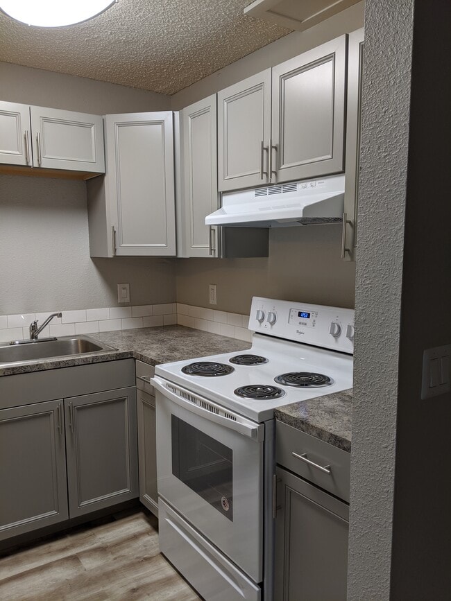 Building Photo - Jadwin Stevens Apartments