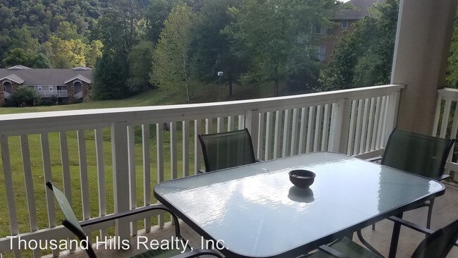 Building Photo - 2 br, 2 bath House - 240 Wimbledon Dr. #6