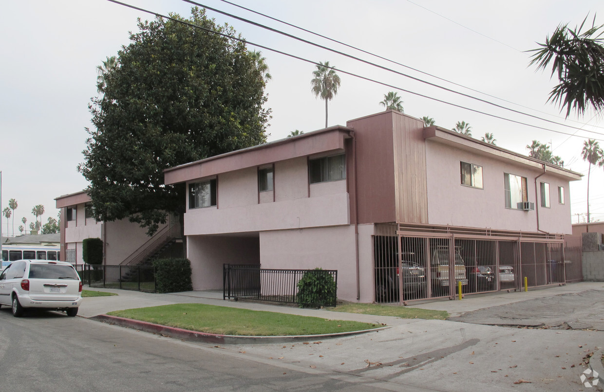 Foto del edificio - Andrews Manor