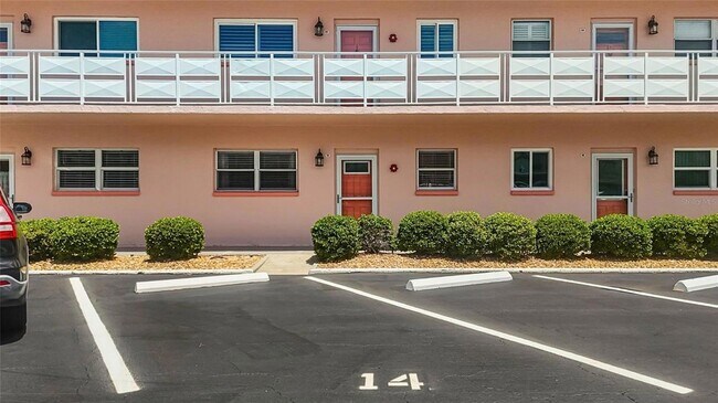 Foto del edificio - 6025 Shore Blvd S