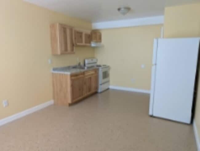 Building Photo - 60 Nancy St