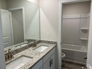 Building Photo - 4015 Hidden River Ln