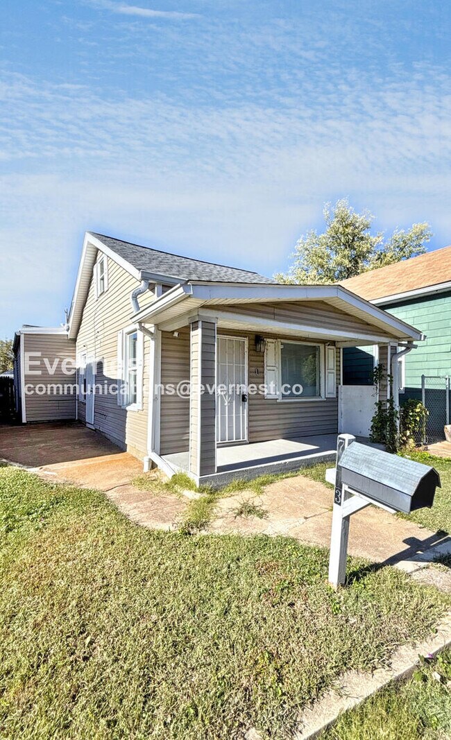 Foto del edificio - 7613 Virginia Ave