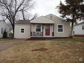 Building Photo - 4009 SE 25th St