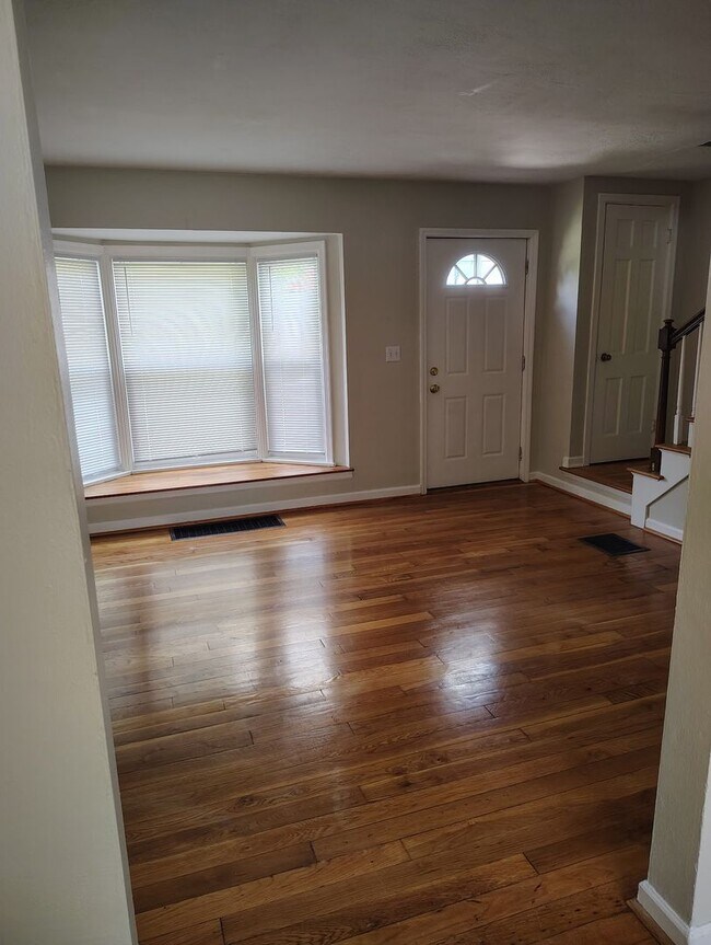 Foto del edificio - 2 Bed, 1 Bath Home for Rent